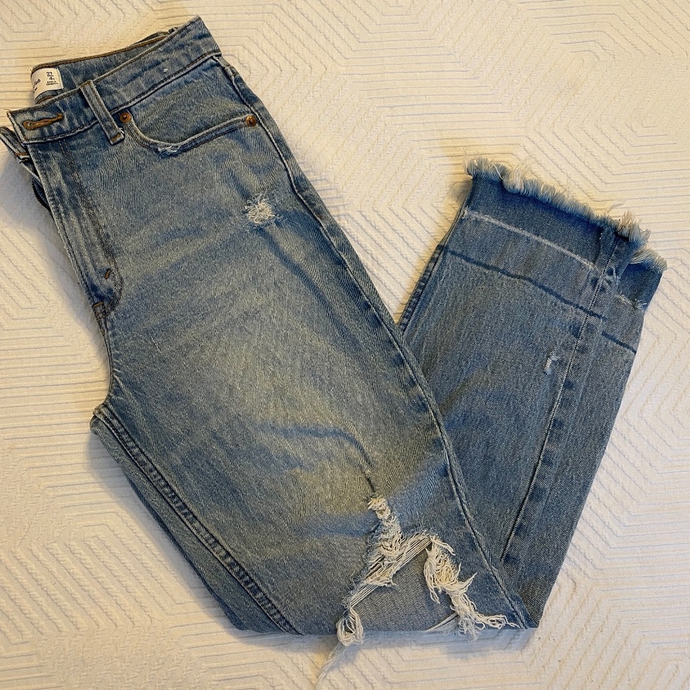 Abercrombie & Fitch Distressed Skinny High Rise Jeans